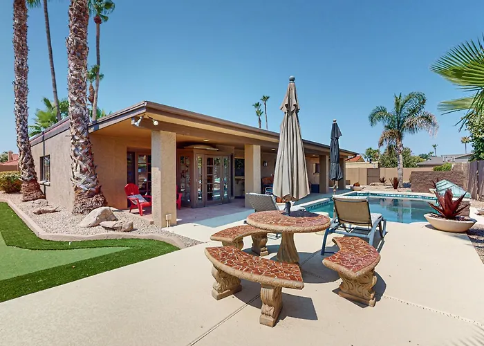 Desert Haven Retreat